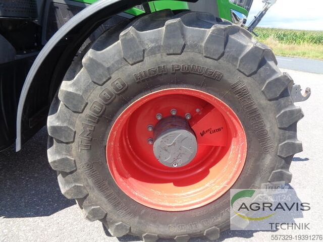 Traktor Fendt 826 VARIO S4
