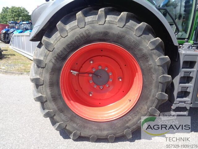 Traktor Fendt 826 VARIO S4