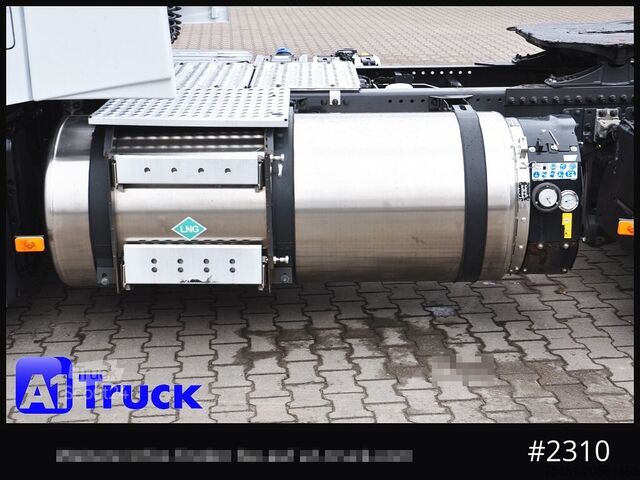 Standard nyergesvontató VOLVO FH 460 XL  LNG Leder Navi Standlklima