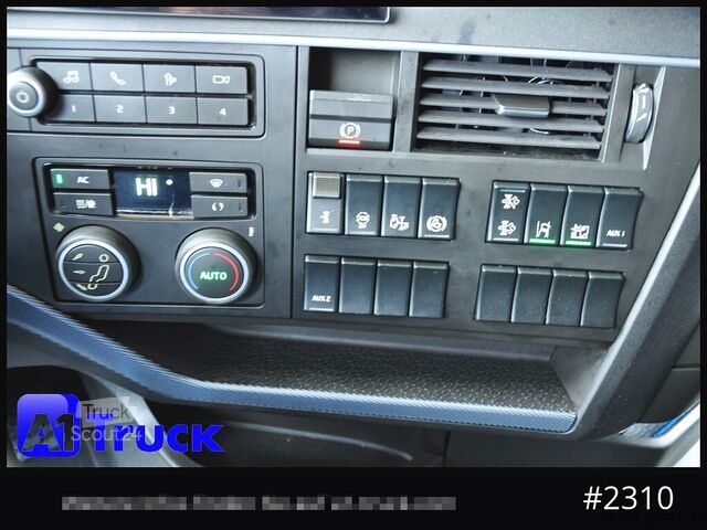 Standard dragbil VOLVO FH 460 XL  LNG Leder Navi Standlklima