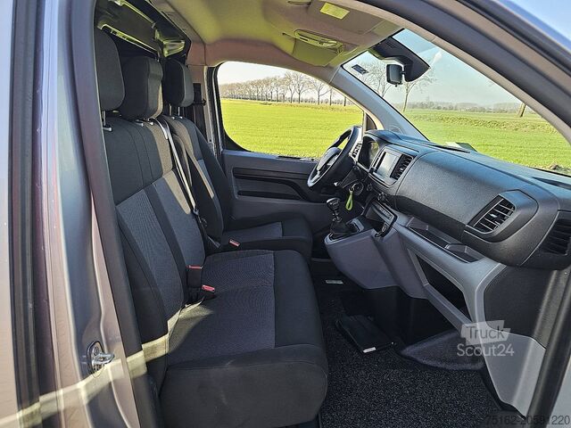 Camioneta familiar de techo alto TOYOTA PRO-ACE 1.6 Worker EURO6