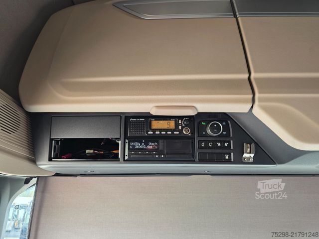 Standard dragbil DAF XG+530 FT