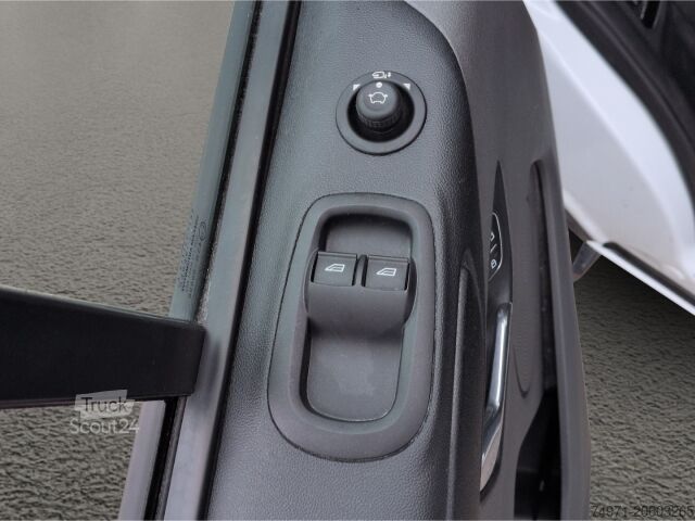 Fourgon tôlé Ford Transit Custom Kasten 2.0D*Tempo Spurass PDCv+h