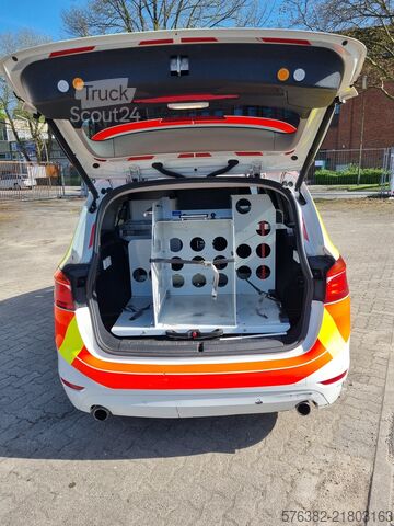 Minibus BMW xDrive 220 d Notarzt NEF Notarzteinsatzf