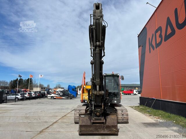 Excavator pe șenile Volvo EC 220 EL TILT / CENTRAL LUBRICATION / AC