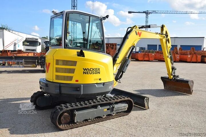 Minigraver WACKER NEUSON EZ36