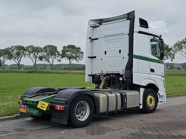 Standaard trekker MERCEDES-BENZ ACTROS 1848 LS . RET. 2X TANK