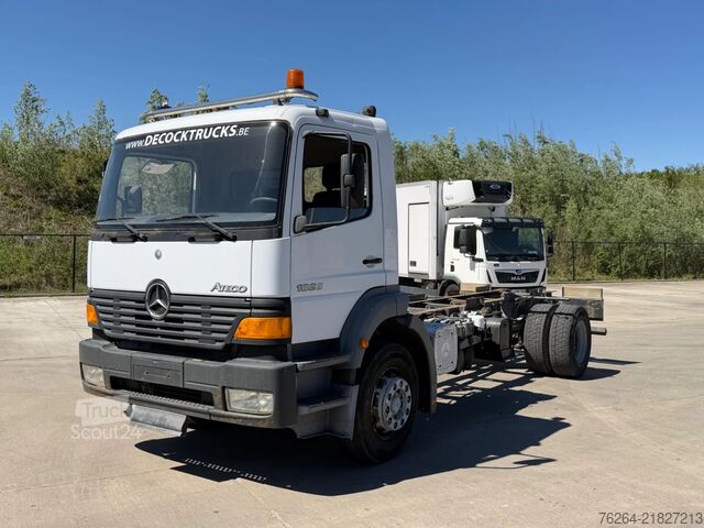 Châssis avec cabine Mercedes-Benz ATEGO 1823