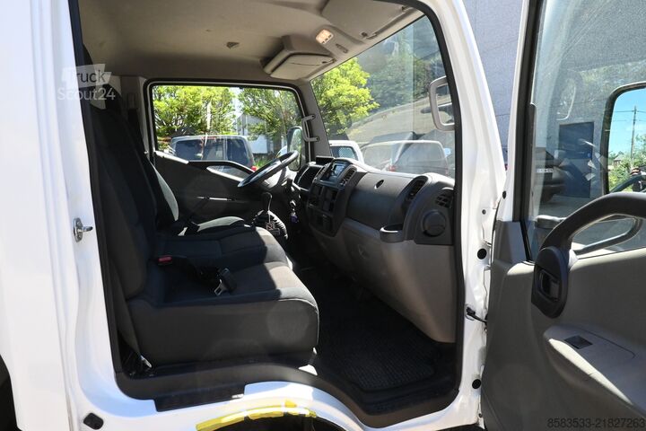Bestelwagen Nissan NT400