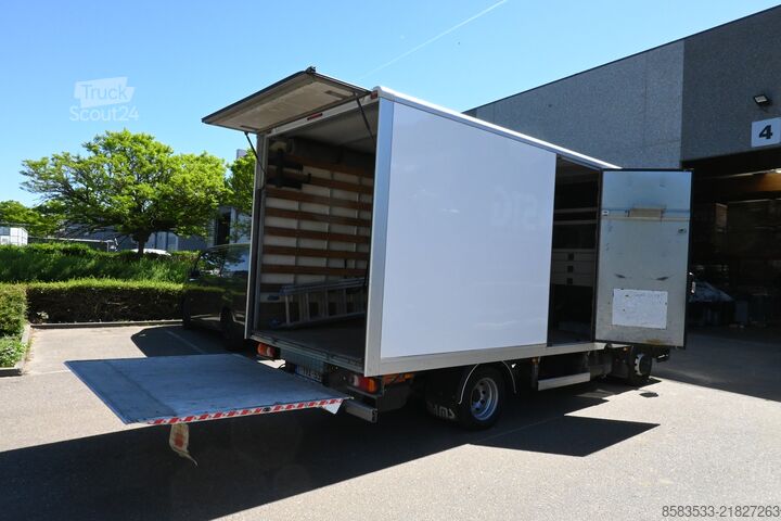 Bestelwagen Nissan NT400