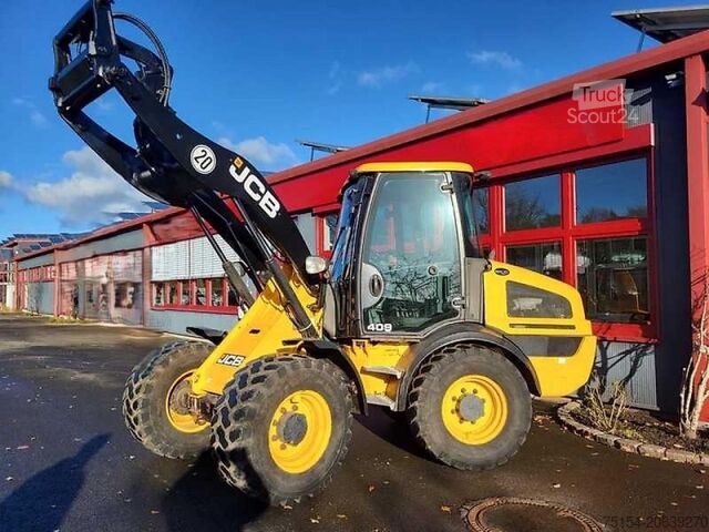 Hofschlepper JCB KOMPAKTRADLADER 409 AGRI