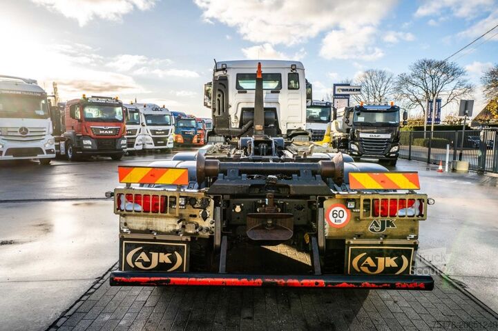 Haakarmsysteem MAN TGS 33.470 BL - 64 456 KM