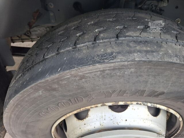 Tautliner RENAULT D 19 WIDE 320 - 4X2 - E6 - TELMA