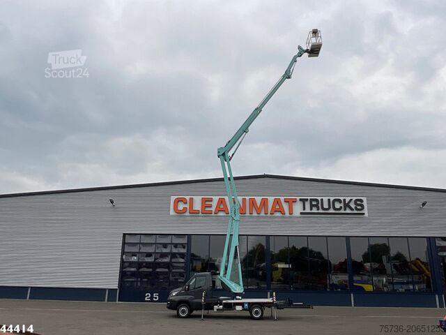 Plataforma elevatória Iveco Daily 35S12 20 Meter hoogwerker + JIB Just 6.03...