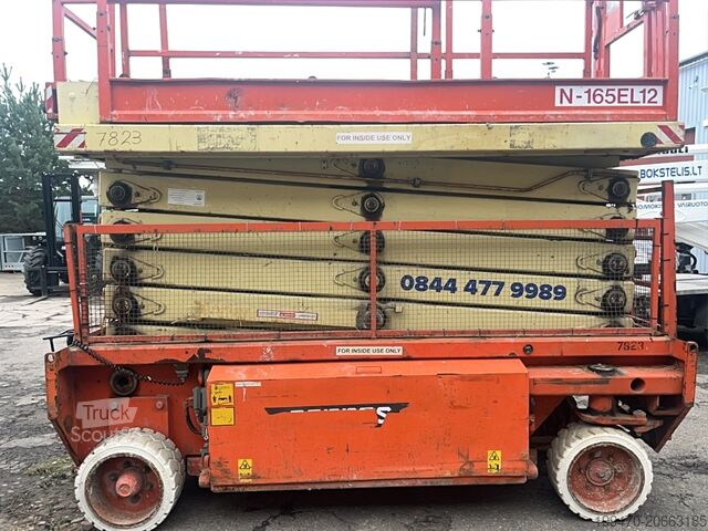 Šķēres pacēlāja galds Holland-Lift N165-12EL Combistar (16.5 m)