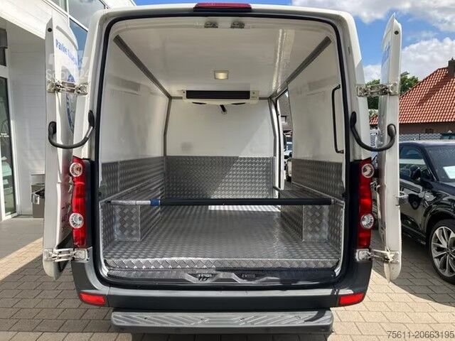 Šaldytuvo kėbulo furgonas VW CRAFTER 35 KÜHLFAHRZEUG 1° AUSTAUSCHMOTOR 2023!
