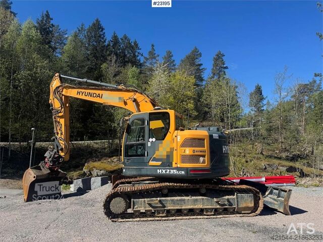 Beltegraver Hyundai HX235 LCR Excavator with tilt and 3 buckets