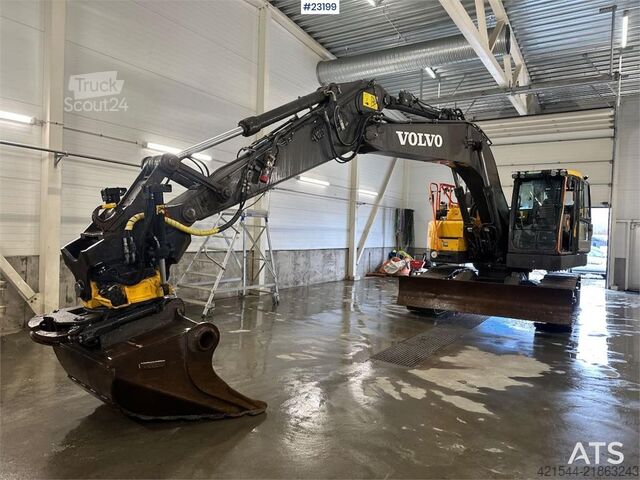 Beltegraver Volvo ECR 235EL w/ rototilt, tooth bucket and sanding bu