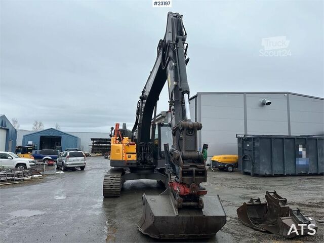гусеничный экскаватор Volvo ECR235EL crawler excavator w/ sanding tray, rototi