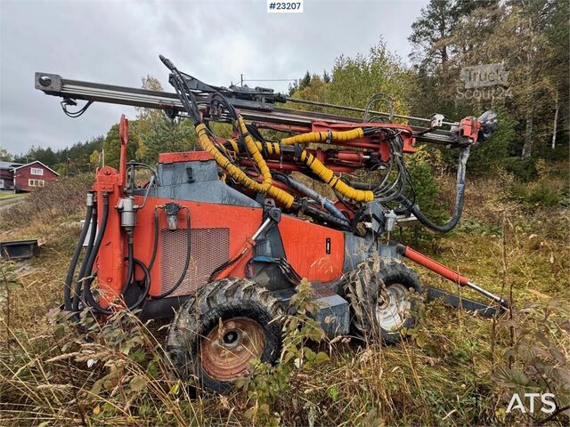Grondboormachine Tamrock Commando 300
