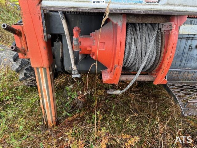 Grondboormachine Tamrock Commando 300