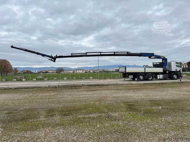 Kamyon üzerine monte vinç SCANIA R 410