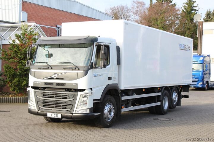 Dobozos teherautó Volvo FM 330 E6 Koffer 7,8m Klima LBW Liftachse