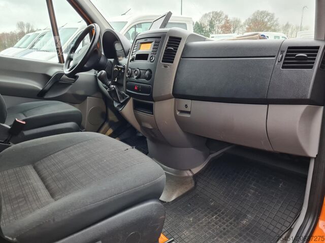 Автомобільна підйомна платформа Mercedes-Benz Sprinter 316 CDI Kasten Hubarbeitsbühne KLIMA