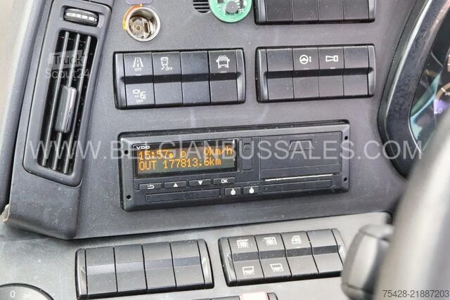 Turistbuss Mercedes-Benz Tourismo 16RHD M/2 / New Model