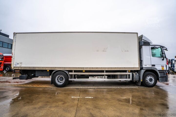 Box body MERCEDES ACTROS 1832-MP3+DHOLLANDIA 2.5T.
