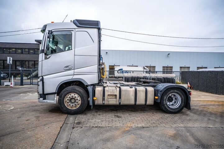 Standaard-SZM VOLVO FH 460 +KIPHYDR.