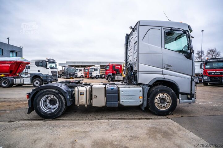 Standaard-SZM VOLVO FH 460 +KIPHYDR.