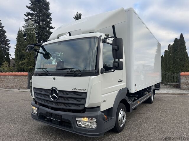 Atego 818 box truck, 6.15m, tail lift 1.5t, automatic. Mercedes-Benz Atego 818 Koffer 6,15m LBW 1,5to. Autom.