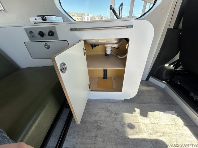 Wohnwagen/Wohnmobil Renault Traffic Camper | 2 Posti Letto | Cucina | Pronto a Viaggiare