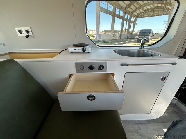 Wohnwagen/Wohnmobil Renault Traffic Camper | 2 Posti Letto | Cucina | Pronto a Viaggiare