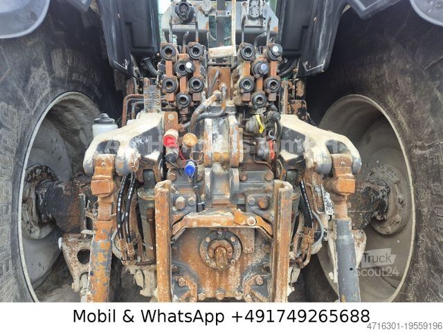 Tractor AGCO MASSEY FERGUSON DVRT Exclusiv MF 8740 *6.100Std/Straßenzulassung