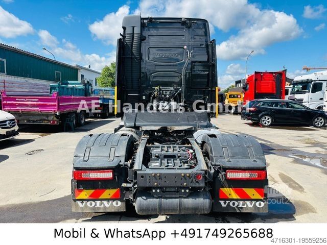 Tractor estándar VOLVO FH 460 Globe LNG *Retarder / ACC / LDW / Alcoa