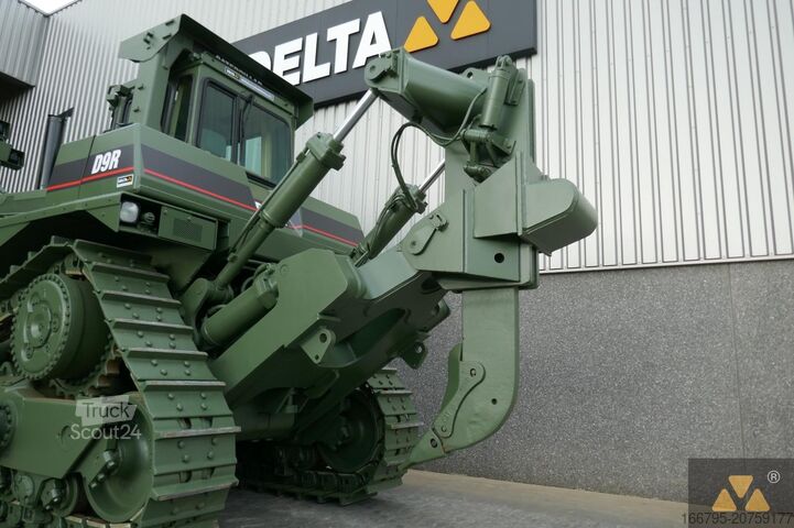 Topadora Caterpillar D9R Ex-army