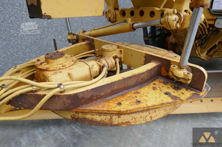 Niveladora Caterpillar 140H