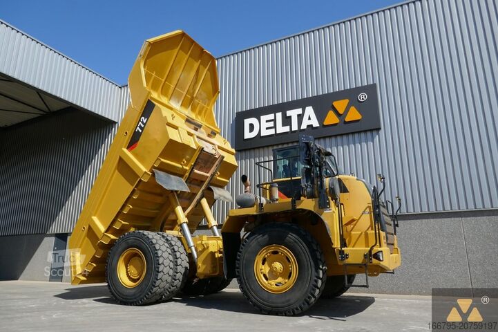 Dumper Caterpillar 772