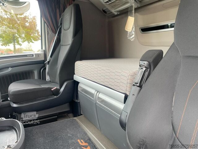 Standard-SZM DAF XF 480 FT Spacecab / PTO / Hydraulics / 534.000...