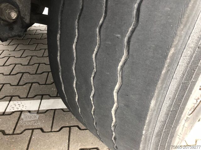 Bavul Schmitz Cargobull SCB S3B / Box Trailer / Loadlift 2000 kg / APK ...