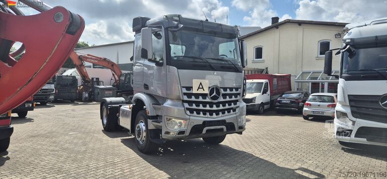 Standard SZM Mercedes-Benz DB 1842H 4x4 Hydrodrive Scheckheft bei Mercedes