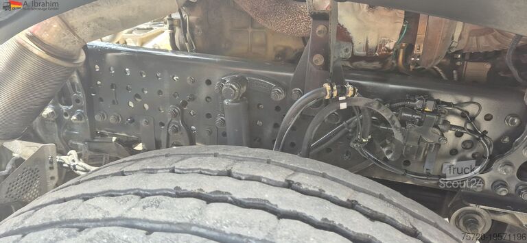 Standard SZM Mercedes-Benz DB 1842H 4x4 Hydrodrive Scheckheft bei Mercedes