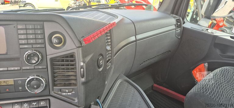 Standard SZM Mercedes-Benz DB 1842H 4x4 Hydrodrive Scheckheft bei Mercedes