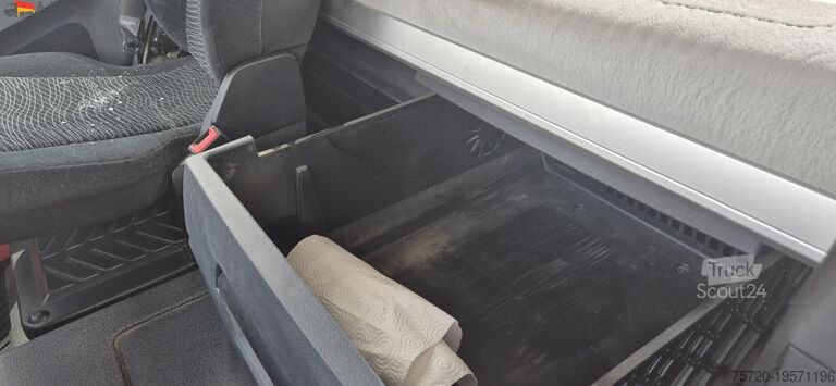 Standard SZM Mercedes-Benz DB 1842H 4x4 Hydrodrive Scheckheft bei Mercedes