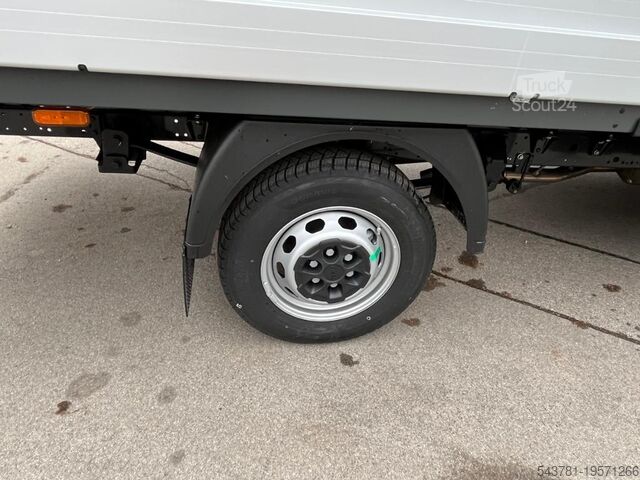 Minibus IVECO Daily 35S12D DOKA Pritsche AHK CarPlay 7Sitze