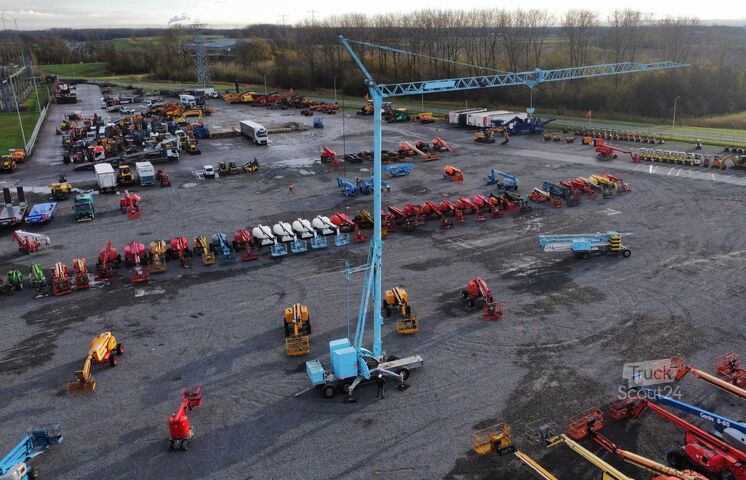 Grue à tour automontante mobile Potain IGO32 Tri/A Mobile self-erecting tower c