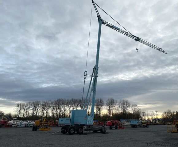 Grue à tour automontante mobile Potain IGO32 Tri/A Mobile self-erecting tower c