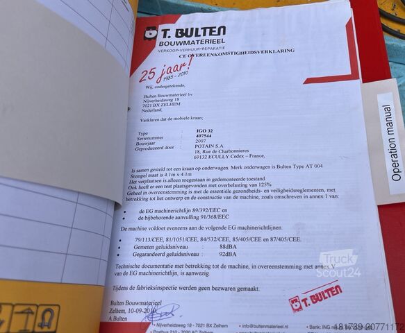Grue à tour automontante mobile Potain IGO32 Tri/A Mobile self-erecting tower c